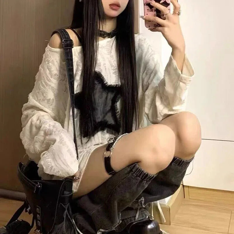 LionHeart It's So Cute!™ - Y2K Star Print Loose-Fit T-Shirt – Women's Fashion Streetwear Off-Shoulder Long-Sleeve Top for Spring/Summer