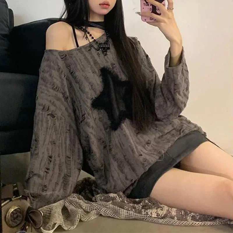 LionHeart It's So Cute!™ - Y2K Star Print Loose-Fit T-Shirt – Women's Fashion Streetwear Off-Shoulder Long-Sleeve Top for Spring/Summer